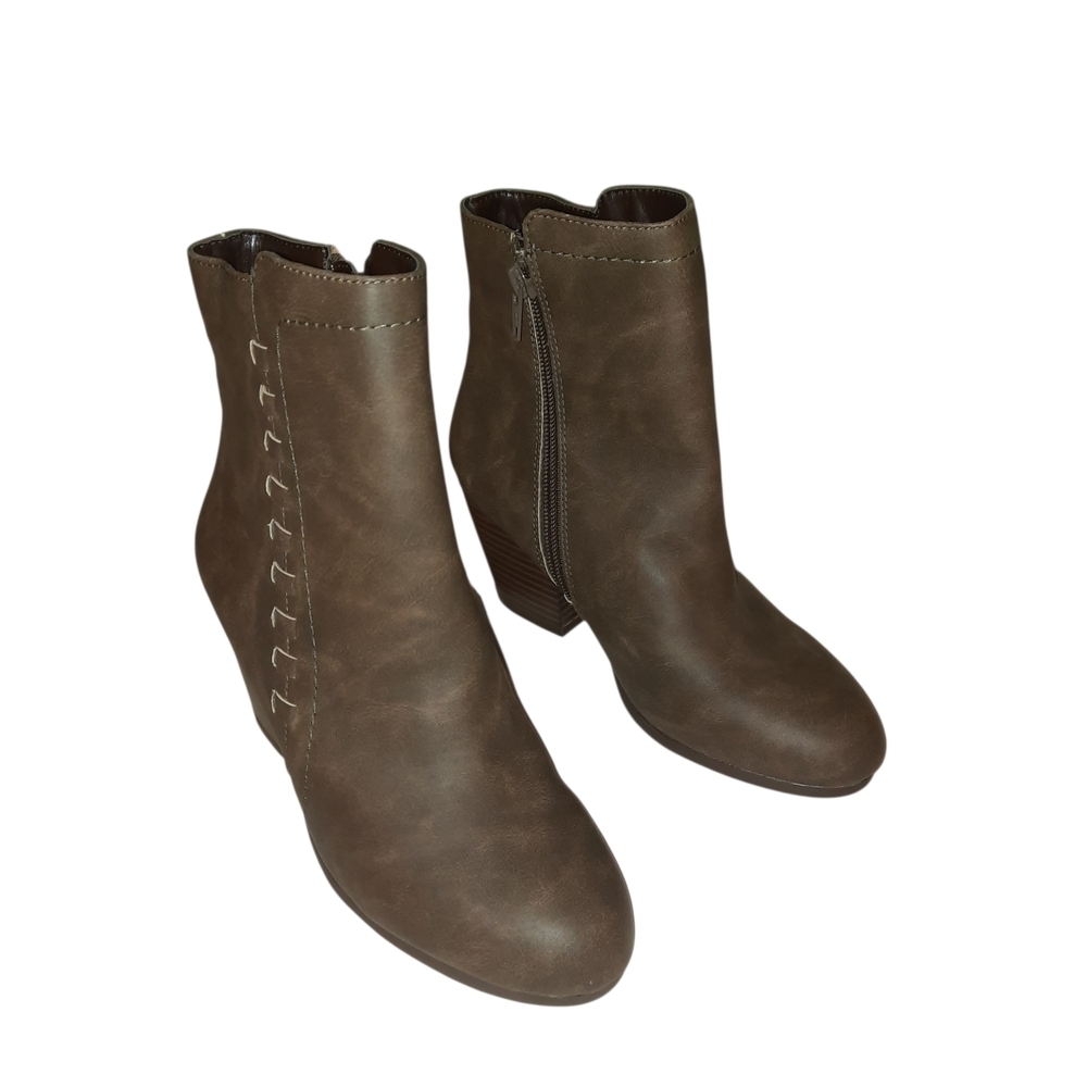 AEROSOLES Dark Brown Ankle Booties